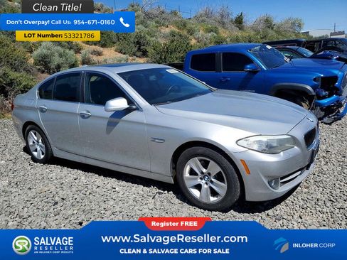 Used 2013 BMW 528i xDrive Sedan AWD/4WD image 5