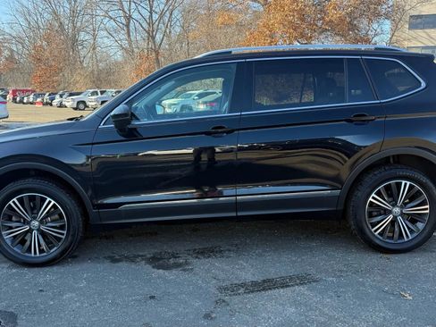 Used 2018 Volkswagen Tiguan SEL Premium image 5