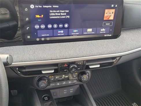 New 2026 Nissan Kicks SV w/ SV Premium Package image 14