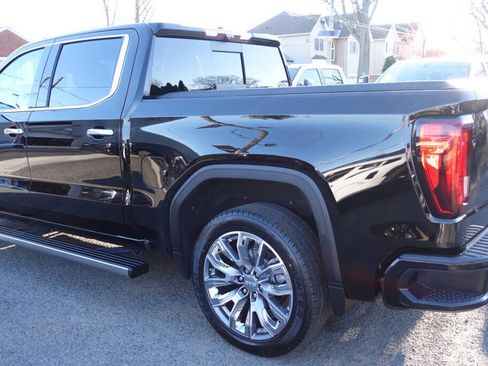 Used 2023 GMC Sierra 1500 Denali w/ Denali Reserve Package AWD/4WD image 10