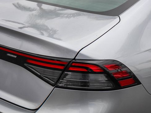 Certified 2023 Honda Accord LX image 9