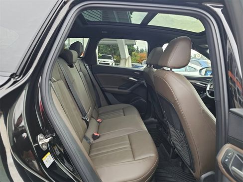 Used 2025 Audi Q6 e-tron Prestige w/ 20" Wheel Package image 15