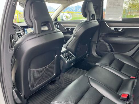 Used 2018 Volvo V90 T5 Cross Country w/ Convenience Package AWD/4WD image 23