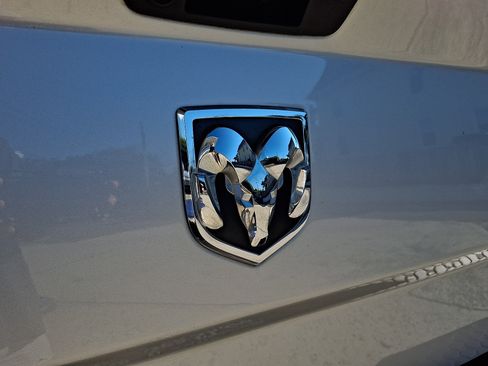 Used 2019 RAM 1500 Big Horn AWD/4WD image 28