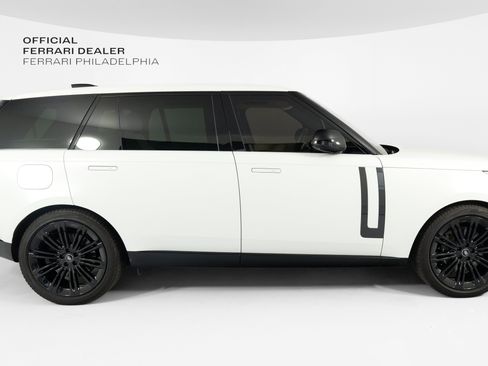 Used 2023 Land Rover Range Rover Long Wheelbase SE AWD/4WD image 8