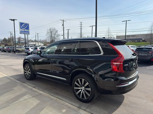 Used 2023 Volvo XC90 B6 Plus w/ Protection Package image 5