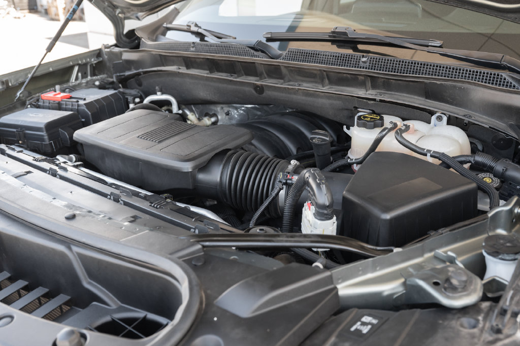 Used 2024 Chevrolet Tahoe LT RWD image 17