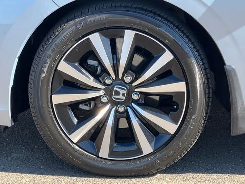 Used 2022 Honda Civic EX image 28