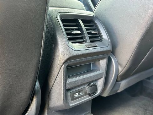 Certified 2024 Volkswagen Tiguan SE R-Line FWD image 52