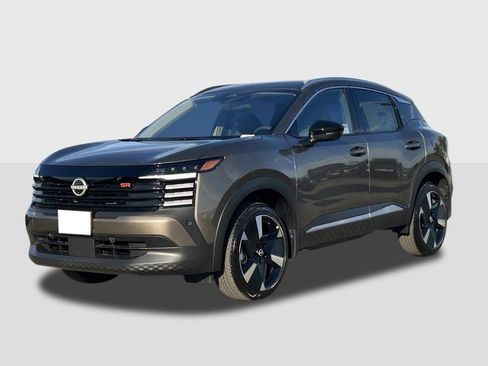 New 2026 Nissan Kicks SR image 1