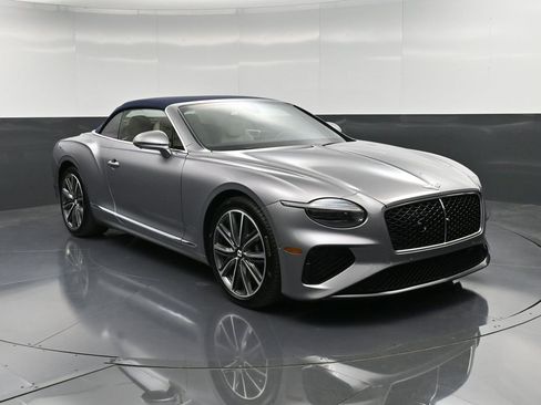 New 2026 Bentley Continental GTC image 10