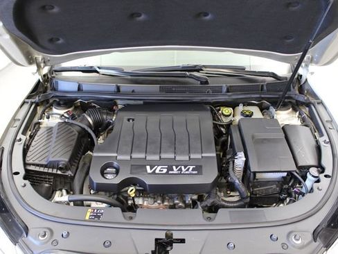 Used 2014 Buick LaCrosse Leather FWD image 28