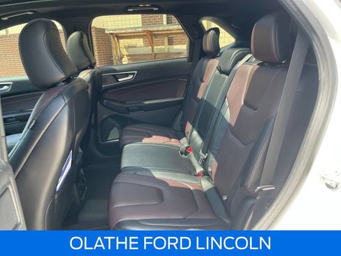 Certified 2022 Ford Edge Titanium w/ Equipment Group 301A AWD/4WD image 25