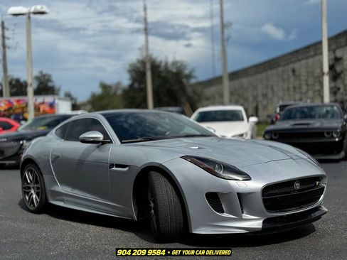 Used 2016 Jaguar F-TYPE R AWD/4WD image 10