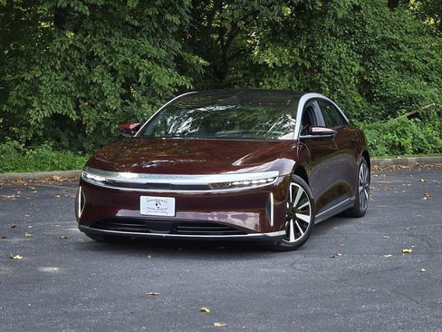 Used 2024 Lucid Air Touring AWD/4WD image 1