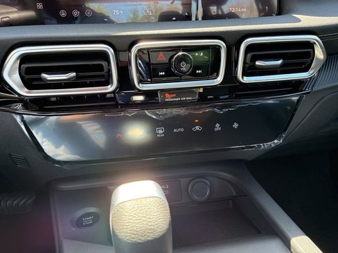 New 2026 Nissan Sentra SV w/ Floor Mat Package FWD image 19
