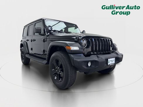 Used 2022 Jeep Wrangler Unlimited Sport AWD/4WD image 13