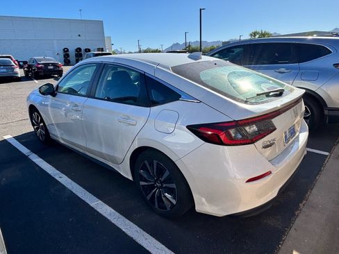 Used 2024 Honda Civic EX-L image 3