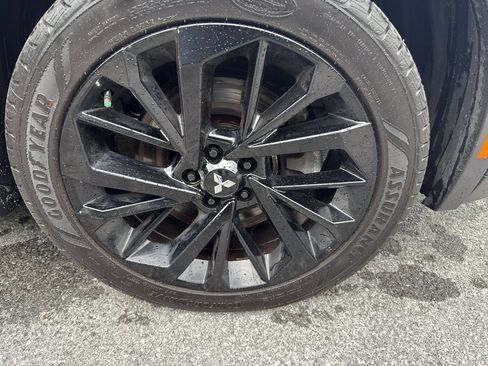 Used 2022 Mitsubishi Outlander SE AWD/4WD image 4