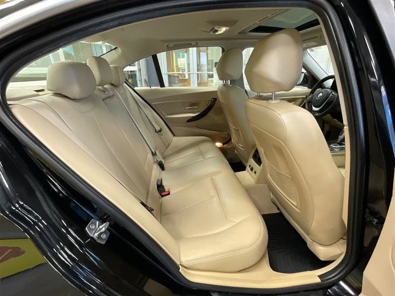 Used 2015 BMW 335i xDrive Sedan w/ Premium Package AWD/4WD image 28