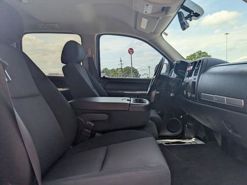 Used 2012 Chevrolet Silverado 2500 LT w/ Interior Plus Package AWD/4WD image 20