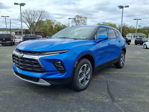 New 2025 Chevrolet Blazer LT w/ Convenience Package image 1