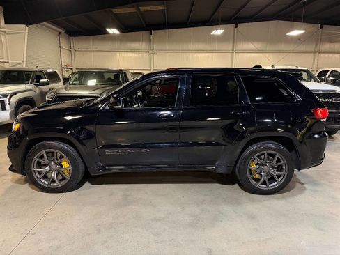 Used 2020 Jeep Grand Cherokee Trackhawk image 3