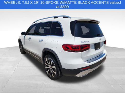 Used 2022 Mercedes-Benz GLB 250 w/ Premium Package Lite image 7