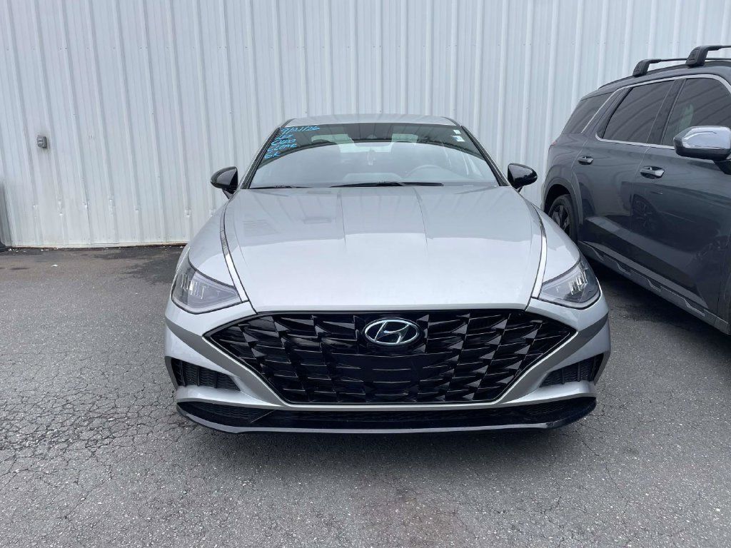 Used 2020 Hyundai Sonata SEL Plus FWD image 2