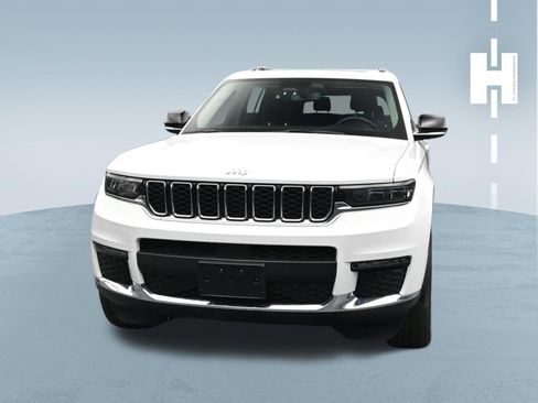 Used 2022 Jeep Grand Cherokee L Limited AWD/4WD image 2