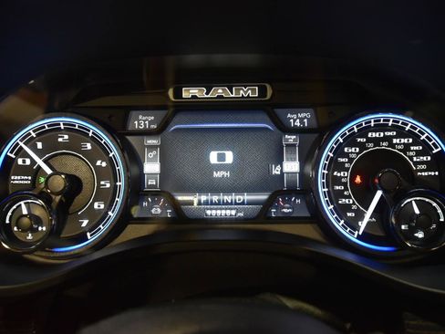 Used 2019 RAM 1500 Limited AWD/4WD image 27