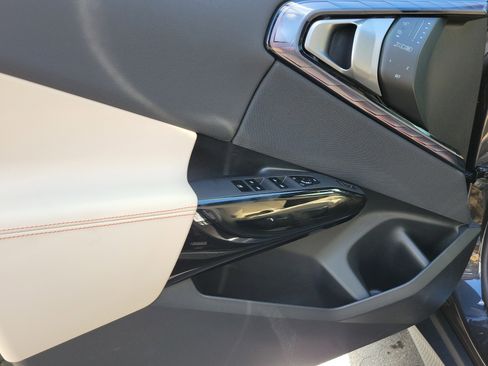 New 2026 BMW X3 xDrive30 w/ Convenience Package image 17