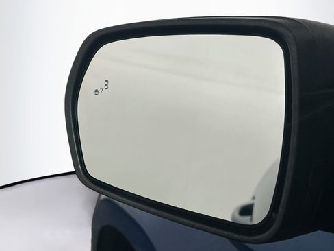 Used 2020 Ford Edge SE FWD image 16