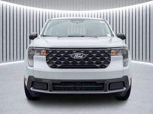 New 2025 Ford Maverick XLT w/ XLT Luxury Package FWD image 9