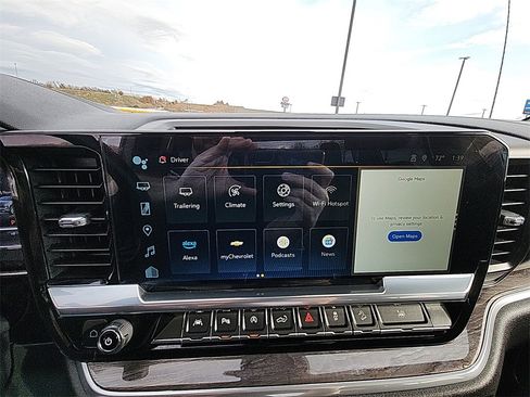 Used 2022 Chevrolet Silverado 1500 LTZ image 23