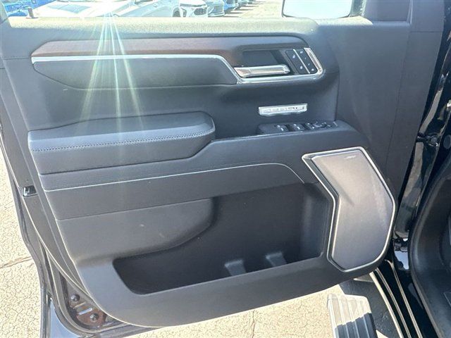 Certified 2025 GMC Sierra 1500 Denali w/ Denali Reserve Package AWD/4WD image 23