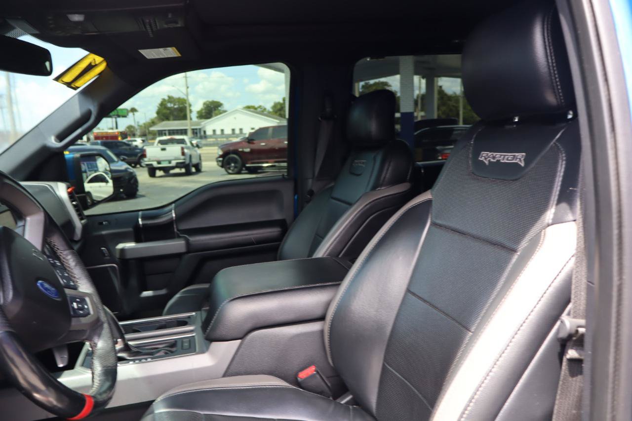 Used 2017 Ford F150 Raptor w/ Equipment Group 802A Luxury AWD/4WD image 9