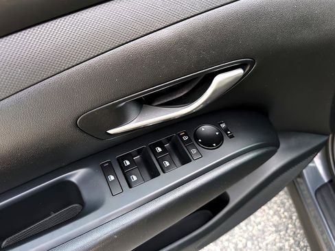 Used 2025 Hyundai Tucson SEL image 17