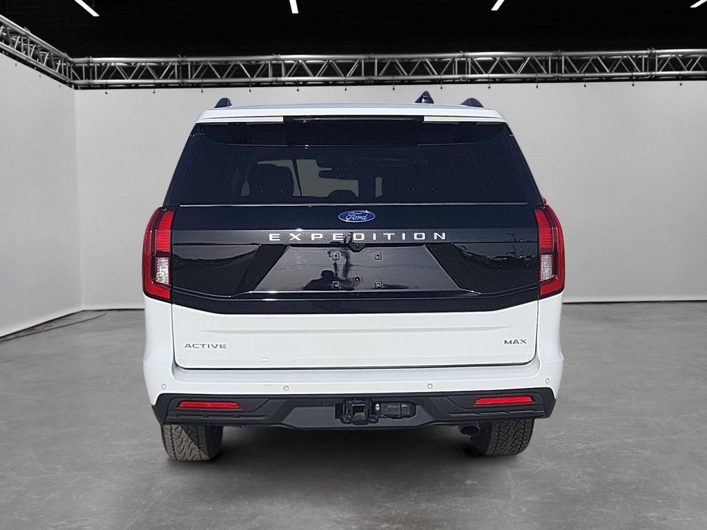Used 2025 Ford Expedition Max Active AWD/4WD image 6