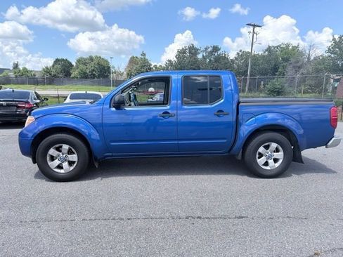 Used 2013 Nissan Frontier SV RWD image 5