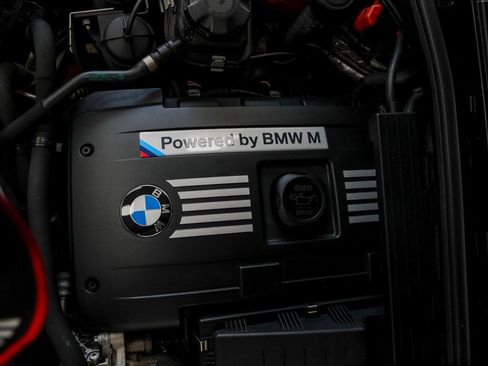 Used 2011 BMW 1 Series M RWD image 7