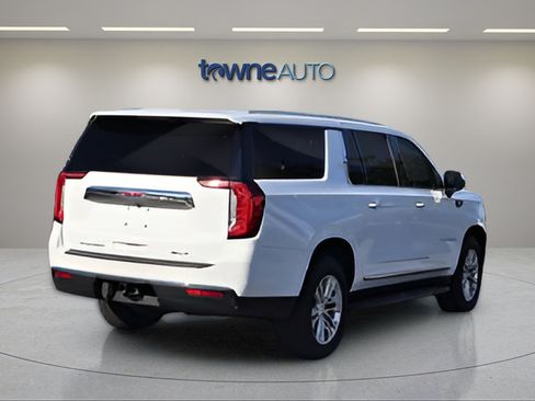 Used 2021 GMC Yukon XL SLT AWD/4WD image 6