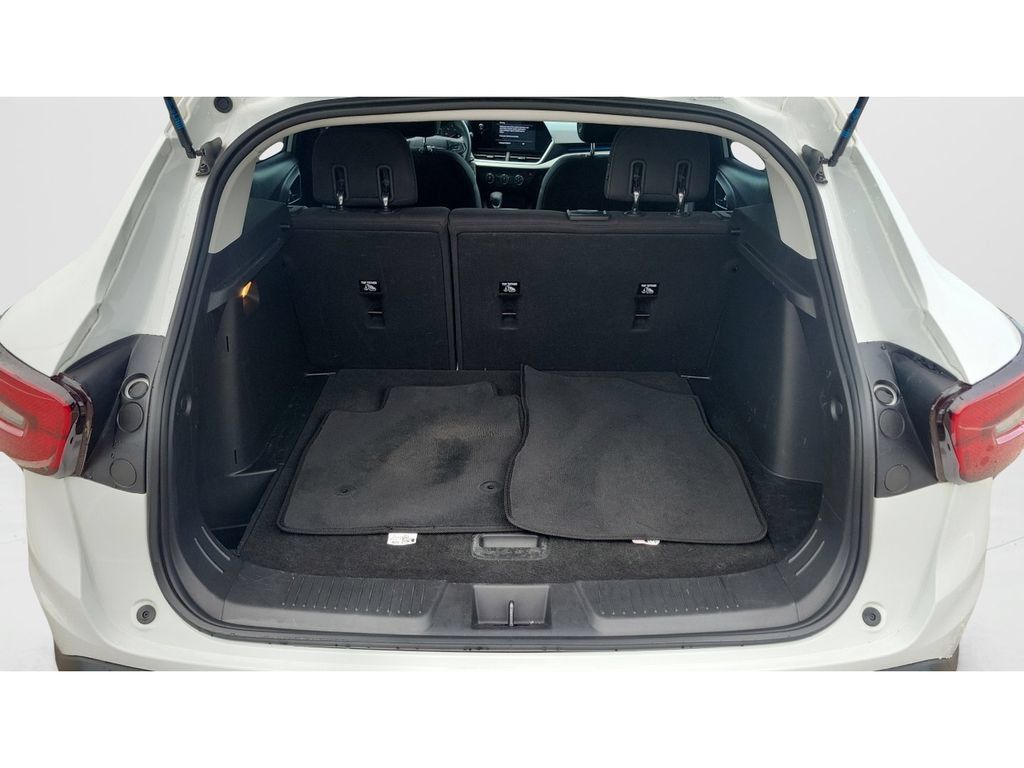 Used 2024 Chevrolet Trax LS FWD image 9