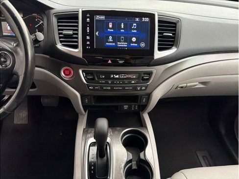 Used 2017 Honda Pilot EX-L image 16
