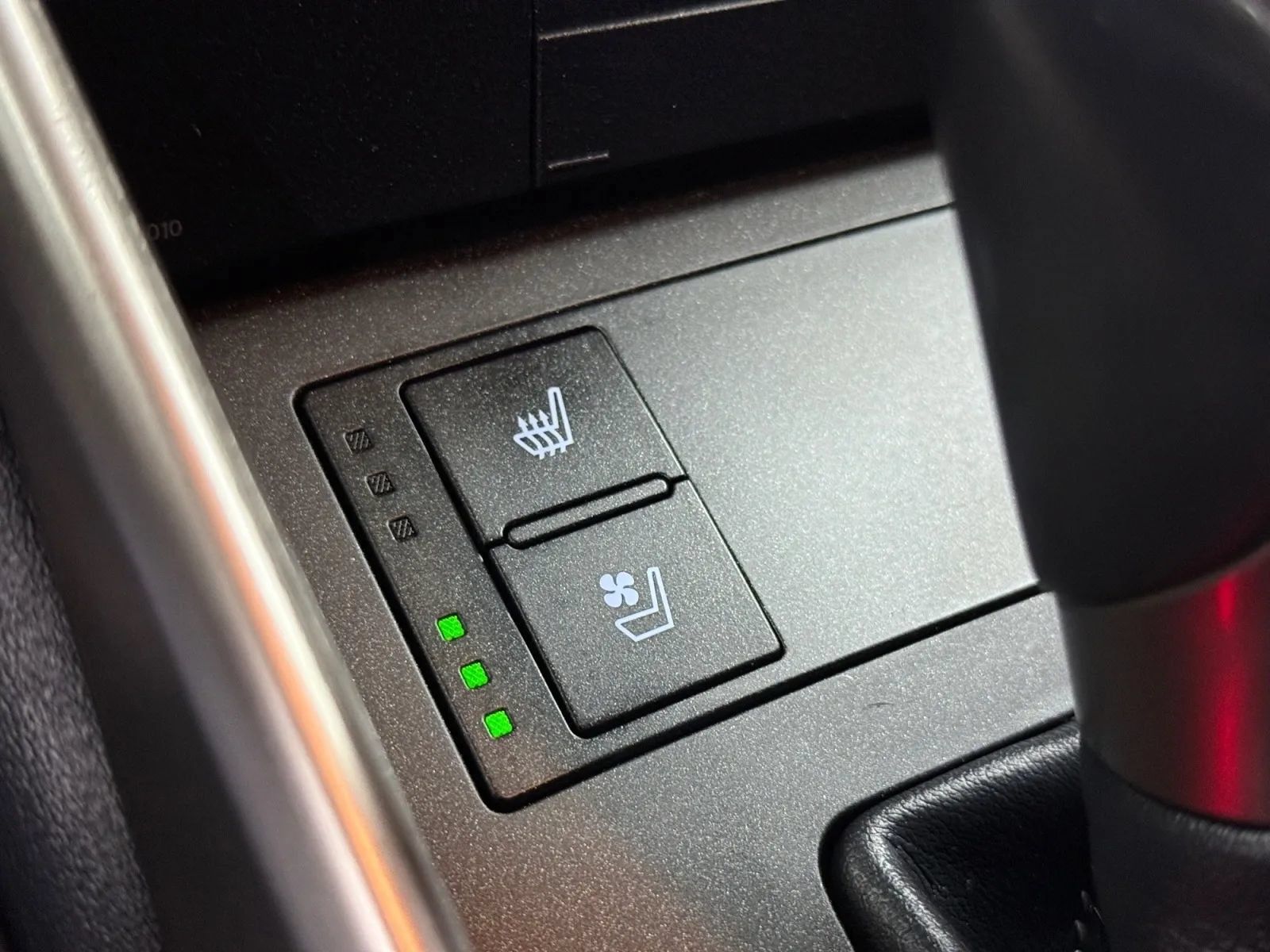Used 2015 Lexus IS 250 AWD w/ Navigation System Package image 19