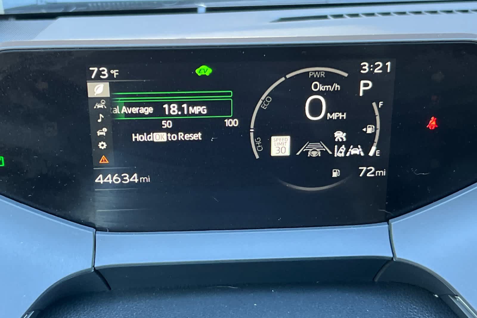Certified 2023 Toyota Prius LE FWD image 27
