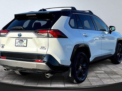 Used 2020 Toyota RAV4 XSE image 2
