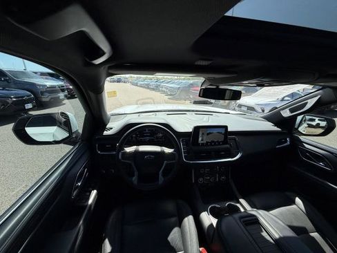 Used 2023 Chevrolet Tahoe Z71 w/ Luxury Package image 32