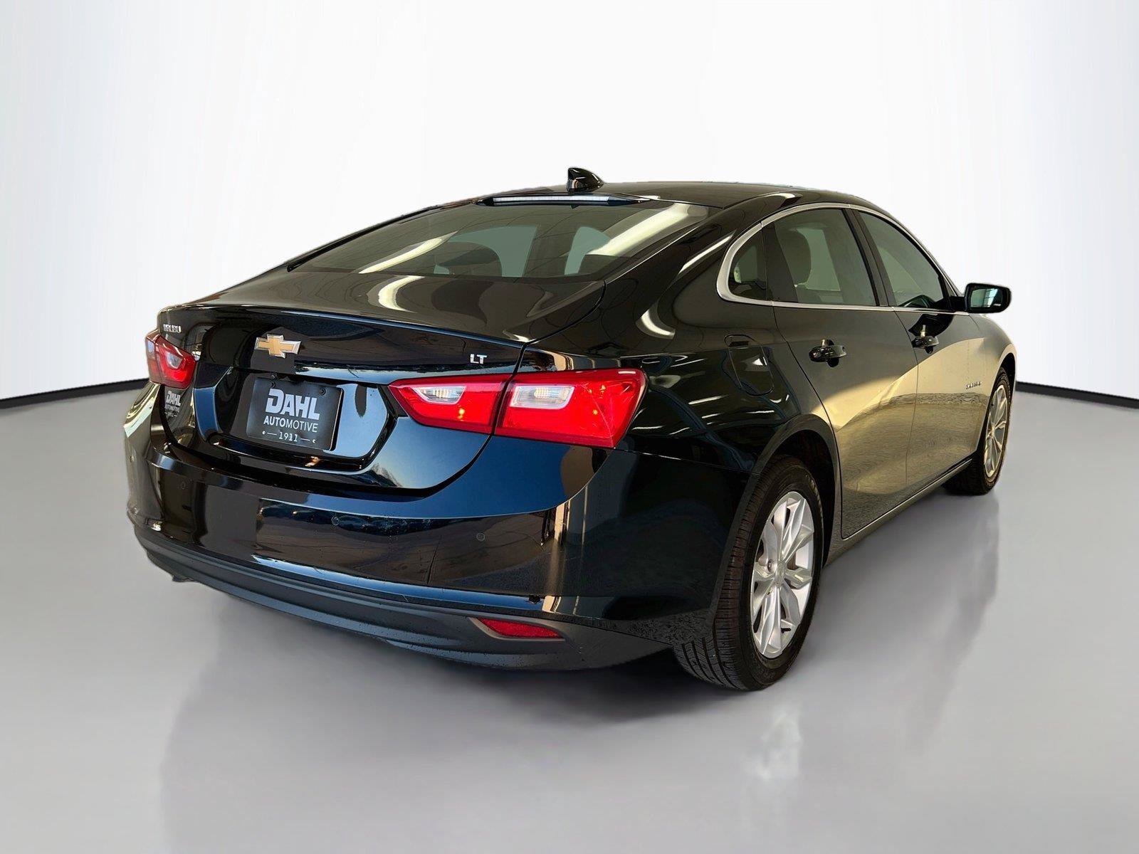 Used 2024 Chevrolet Malibu LT FWD image 13