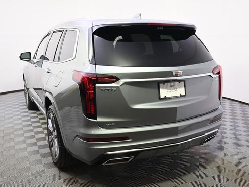 Certified 2025 Cadillac XT6 Premium Luxury w/ Technology Package AWD/4WD image 4